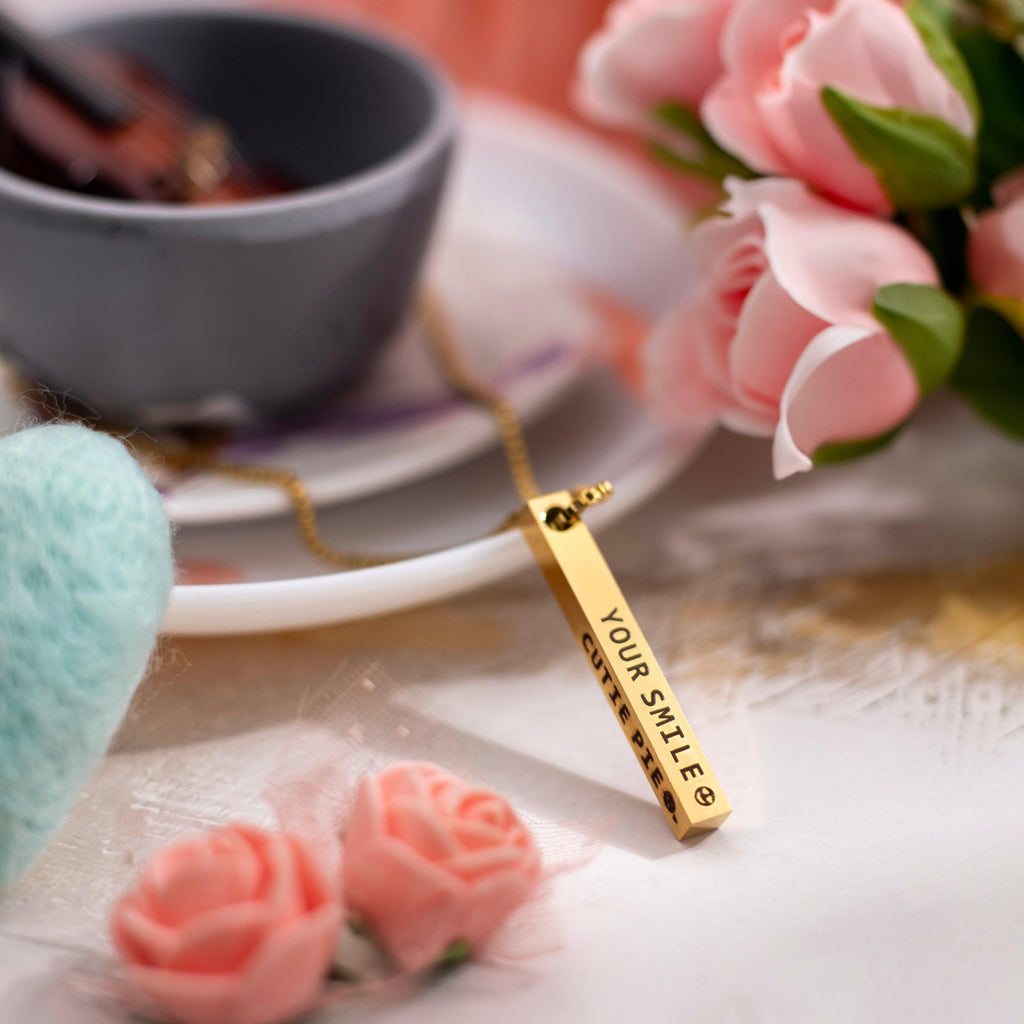 Engraved Name 3D Bar Necklace